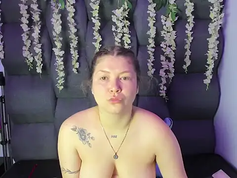 JuliettaRousse69 online show from February 2026 01:50:02 PM