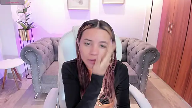 Celestee rain online show from September 2025 11:10:01 AM