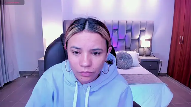 Celestee rain online show from September 2025 08:35:01 AM