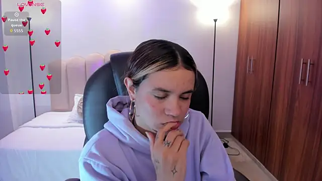 Celestee rain online show from September 2025 11:25:01 AM