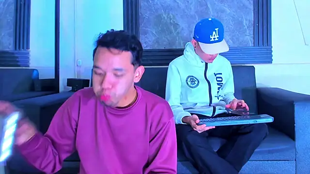 jeremytonner online show from November 2025 04:11:01 AM