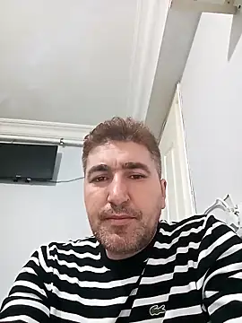 mert0359 online show from February 2026 02:43:02 PM