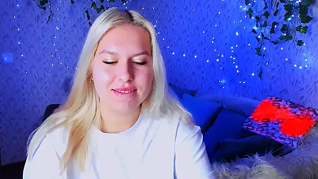 ChloeRicc online show from October 2025 12:47:02 PM