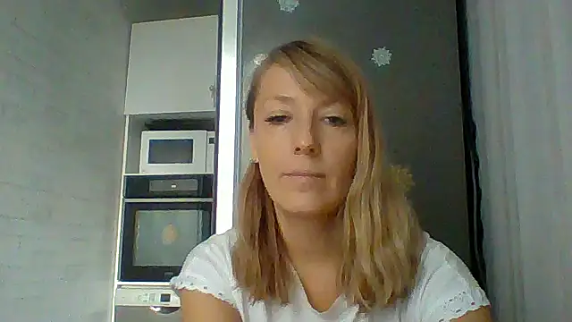 Vexxaa online show from December 2025 12:43:01 PM