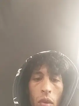 lusiboy96 online show from December 2025 11:59:02 AM