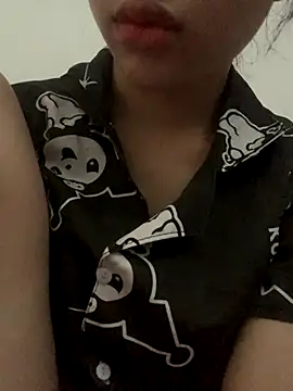 Nguyenha11 online show from October 2025 09:38:02 AM