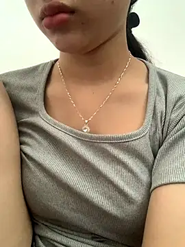 Nguyenha11 online show from October 2025 07:32:01 AM