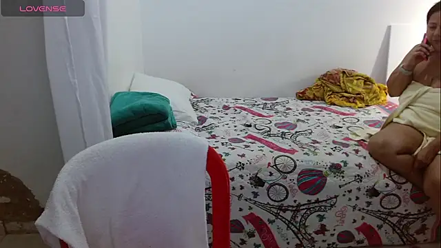 Snapshot of 18and45couple chatting on April 2026 07:31:02 PM 18and45couple online show from April 2026 07:31:02 PM