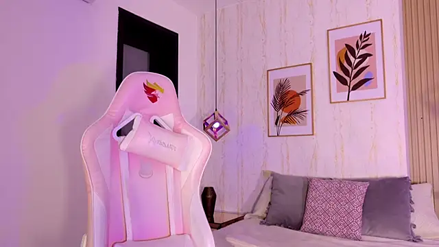 Ayleen Dunkan online show from September 2025 12:10:02 PM