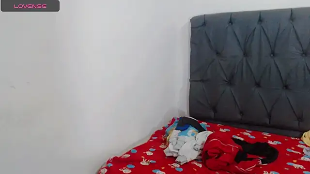 deborahotts online show from November 2025 05:25:02 PM