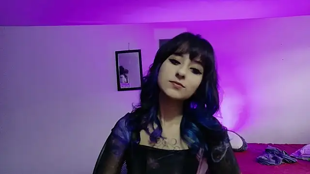 atenea dragon   online show from April 2026 08:58:02 PM