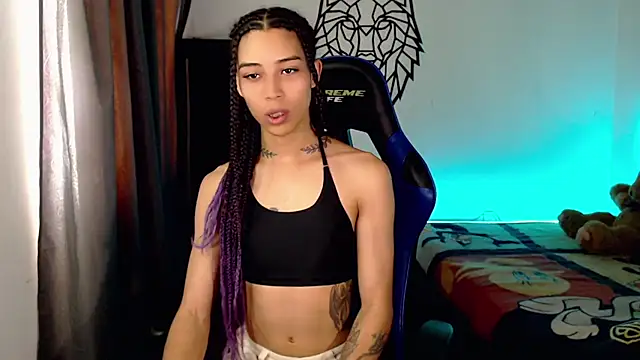 Sweet-Cris online show from November 2025 03:00:02 PM