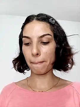 Snapshot of nina_sky chatting on September 2025 10:32:01 PM nina sky online show from September 2025 10:32:01 PM