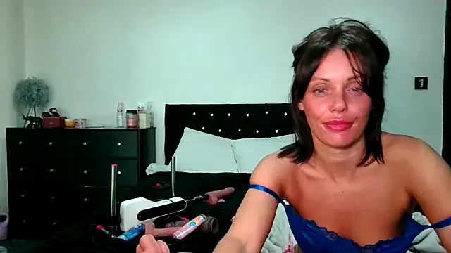 OliviaRyan22 online show from April 2026 09:28:01 PM