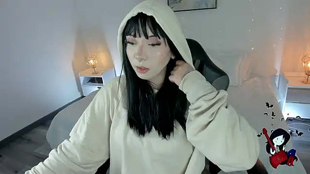 Noahcryptic online show from October 2025 06:04:01 AM