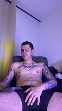 Snapshot of chris_suarez chatting on June 2026 05:56:01 AM chris suarez online show from June 2026 05:56:01 AM