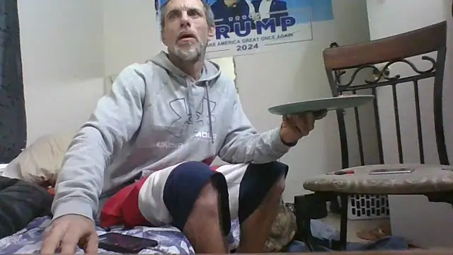 jarjar83 online show from December 2025 02:59:02 PM