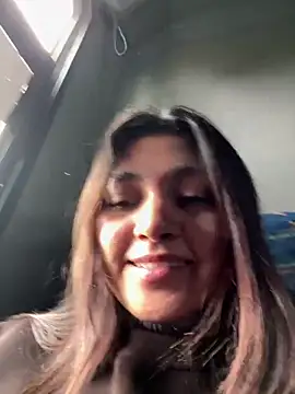 sisylucky online show from April 2026 06:10:01 PM