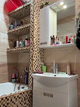 EvvaMur online show from October 2025 01:06:01 AM