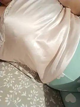 zerdaliii online show from February 2026 10:04:01 PM