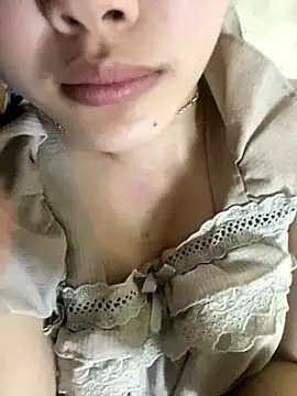 Xu Xubaby online show from November 2025 03:34:02 PM