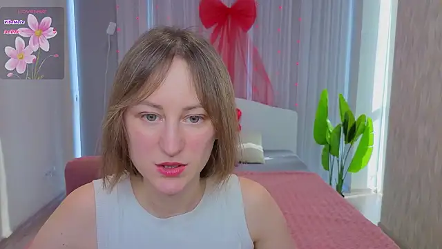 LuluChiiii online show from February 2026 09:49:02 AM