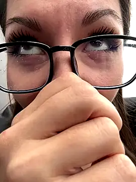 kittyCarrol online show from September 2025 10:52:02 AM