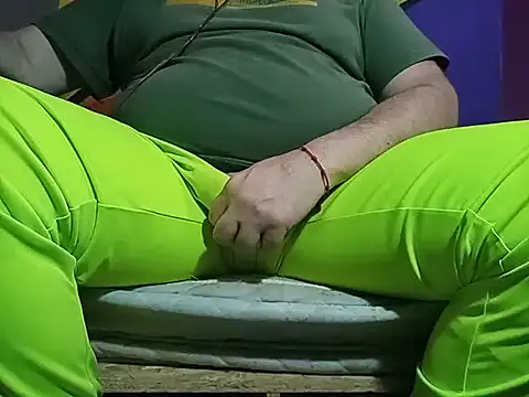 BabyBearMilk online show from November 2025 05:50:02 AM