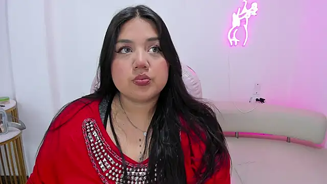 Snapshot of Sexxchubby chatting on October 2025 09:45:02 PM Sexxchubby online show from October 2025 09:45:02 PM