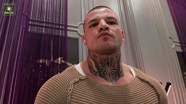 Snapshot of OliverSport chatting on February 2025 03:41:02 PM OliverSport online show from February 2025 03:41:02 PM