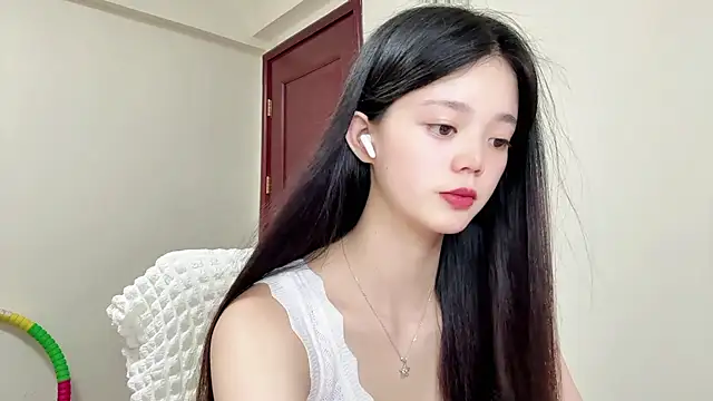 Snapshot of Nicole-13 chatting on July 2026 10:11:01 AM Nicole-13 online show from July 2026 10:11:01 AM