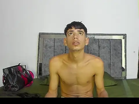 Snapshot of brian_sexlove chatting on October 2025 07:12:02 PM brian sexlove online show from October 2025 07:12:02 PM