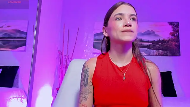 aitana baker  online show from October 2025 07:33:01 PM