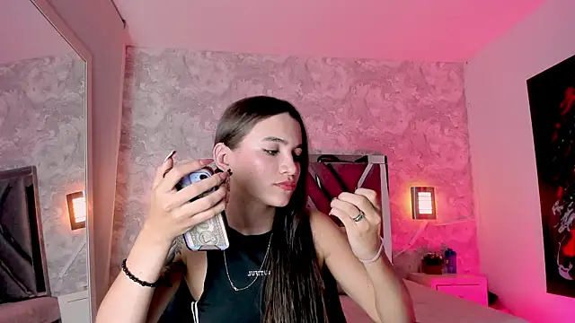 aitana baker  online show from January 2026 06:13:01 PM