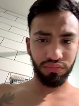 Yinigi online show from October 2025 02:58:02 PM