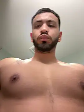 Yinigi online show from October 2025 12:24:01 AM