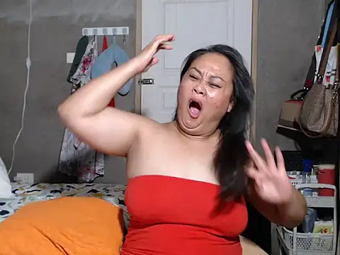 jengrey online show from November 2025 02:02:01 PM