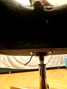 Snapshot of Niptalk84 chatting on October 2025 03:01:01 PM Niptalk84 online show from October 2025 03:01:01 PM