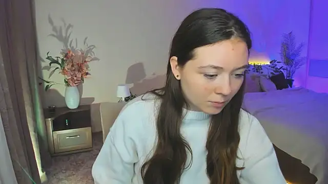 AlluringLookk online show from September 2025 11:14:01 AM