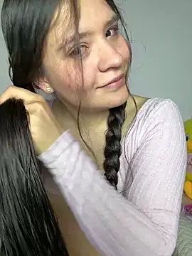 Emilyybennet  online show from March 2026 11:09:01 PM