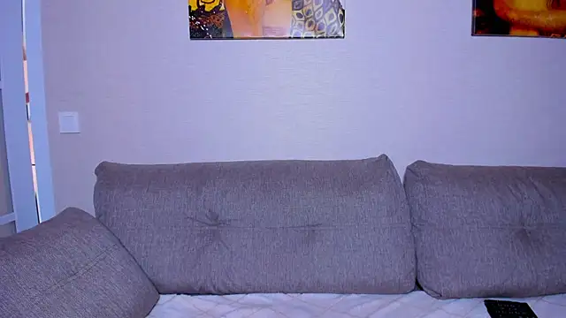 OliviaReece online show from April 2026 05:52:01 AM