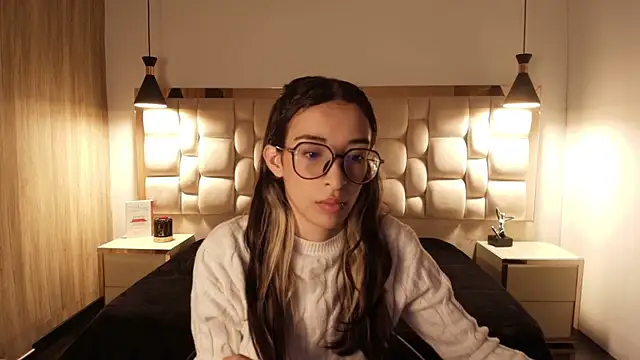 Emilia Bons online show from February 2026 02:10:01 PM