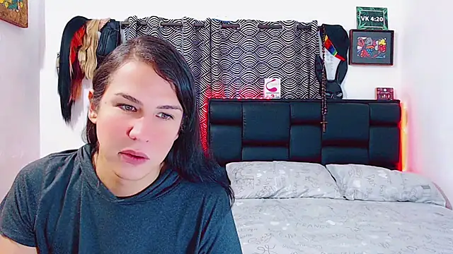 Azley sweet online show from November 2025 01:11:01 PM