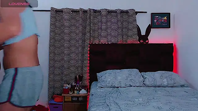 Azley sweet online show from January 2026 01:15:02 PM