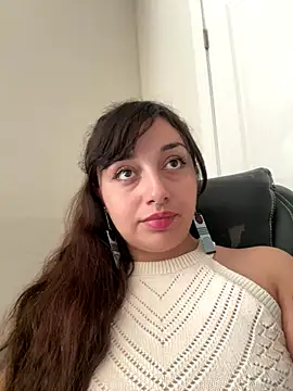 CharmingMaddie online show from October 2025 03:57:02 PM