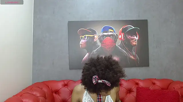 Violett Salvatore online show from December 2025 04:00:01 PM