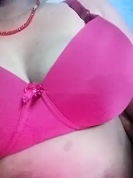 Snapshot of priya44367 chatting on November 2025 09:42:02 AM priya44367 online show from November 2025 09:42:02 AM