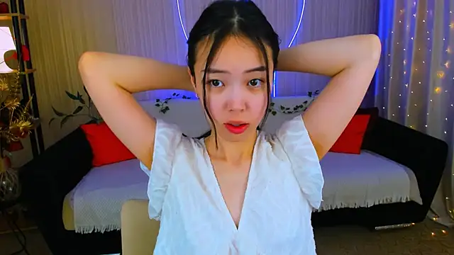 SoulHarmoonyy online show from April 2026 04:12:01 AM