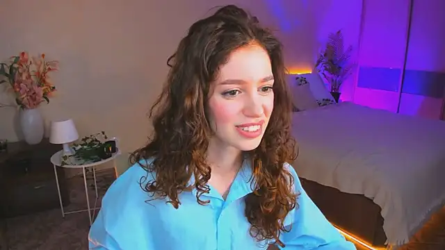 ChristinaConteeree online show from October 2025 07:22:02 PM