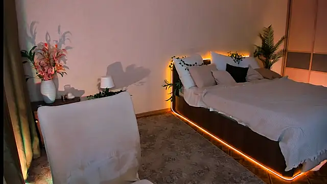 ChristinaConteeree online show from October 2025 05:46:01 PM